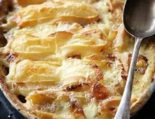 Véritable Tartiflette Savoyarde. Véritable Tartiflette Savoyarde.