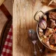 Civet de Chevreuil sauce chasseur,  Rösti & Légumes de saison.
