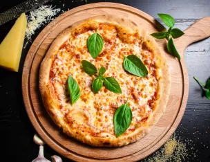 Pizza  Fraîche Margarita, prête à cuire Pizza  Fraîche Margarita, prête à cuire