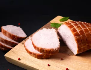 Rôti de porc moelleux miel & Thym, carottes vichy, grenailles.