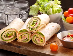 Wrap façon Dagobert au jambon braisé & gouda. Wrap façon Dagobert au jambon braisé & gouda.
