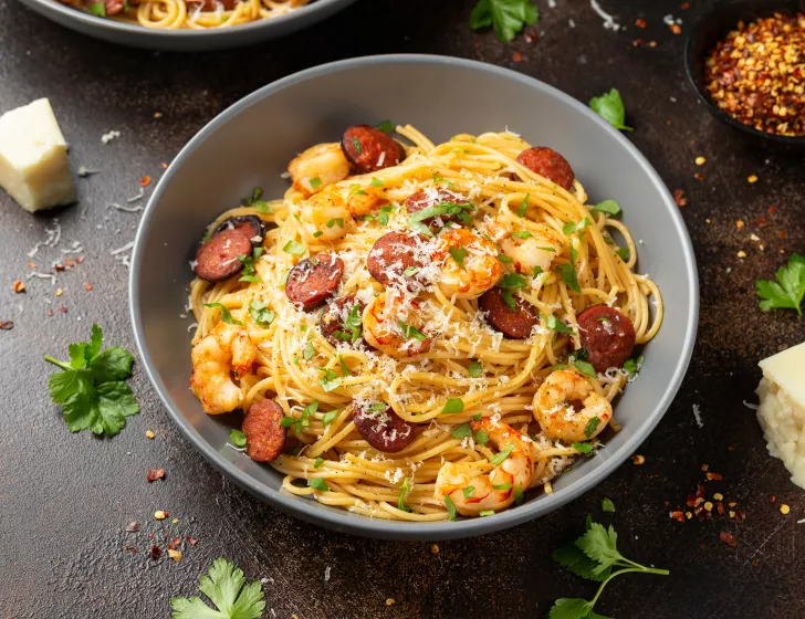 Spaghetti aux Scampis, sauce crémeuse au Chorizo.