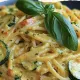 Escalope de dinde gratinée sauce Atelier Salé et linguine.