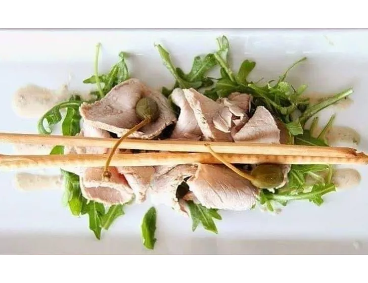 Nos Tagliatelle aux asperges de Malines & Saumon fumé, sauce crèmée aux asperges