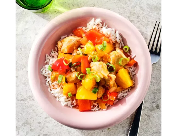 Curry vert de poisson aux légumes,  Riz blanc.