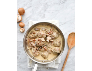 Potée de pommes de terre  aux poireaux & aux lardons, saucisse de campagne.