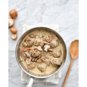 Boulettes de volaille sauce crémeuse aux champignons de Paris , Rostï de pommes de terre.